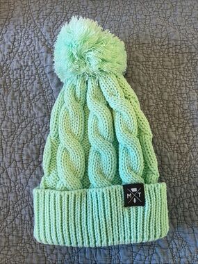 Women’s Montana Mint Cable-Knit Pom Beanie